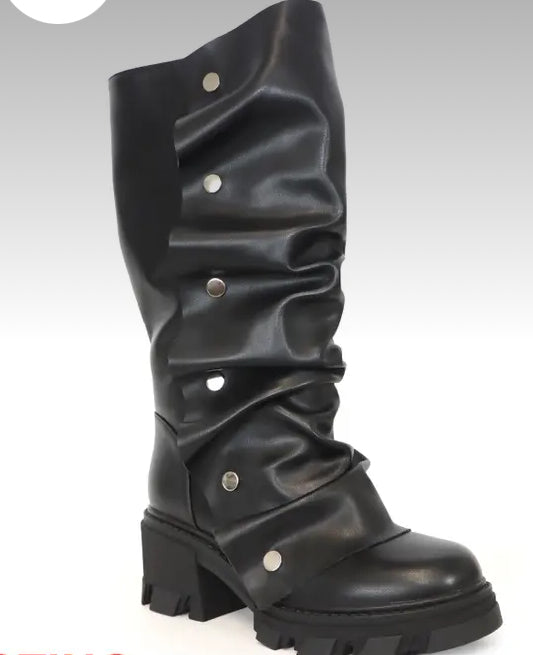 Black Snap Boots
